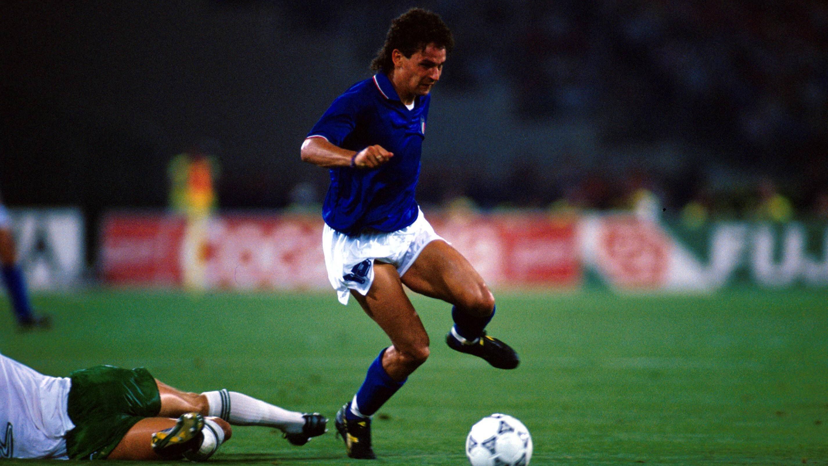 
                <strong>1993: Roberto Baggio</strong><br>
                &#x2022; Nationalität: Italien <br>&#x2022; damaliger Verein: Juventus Turin <br>
              