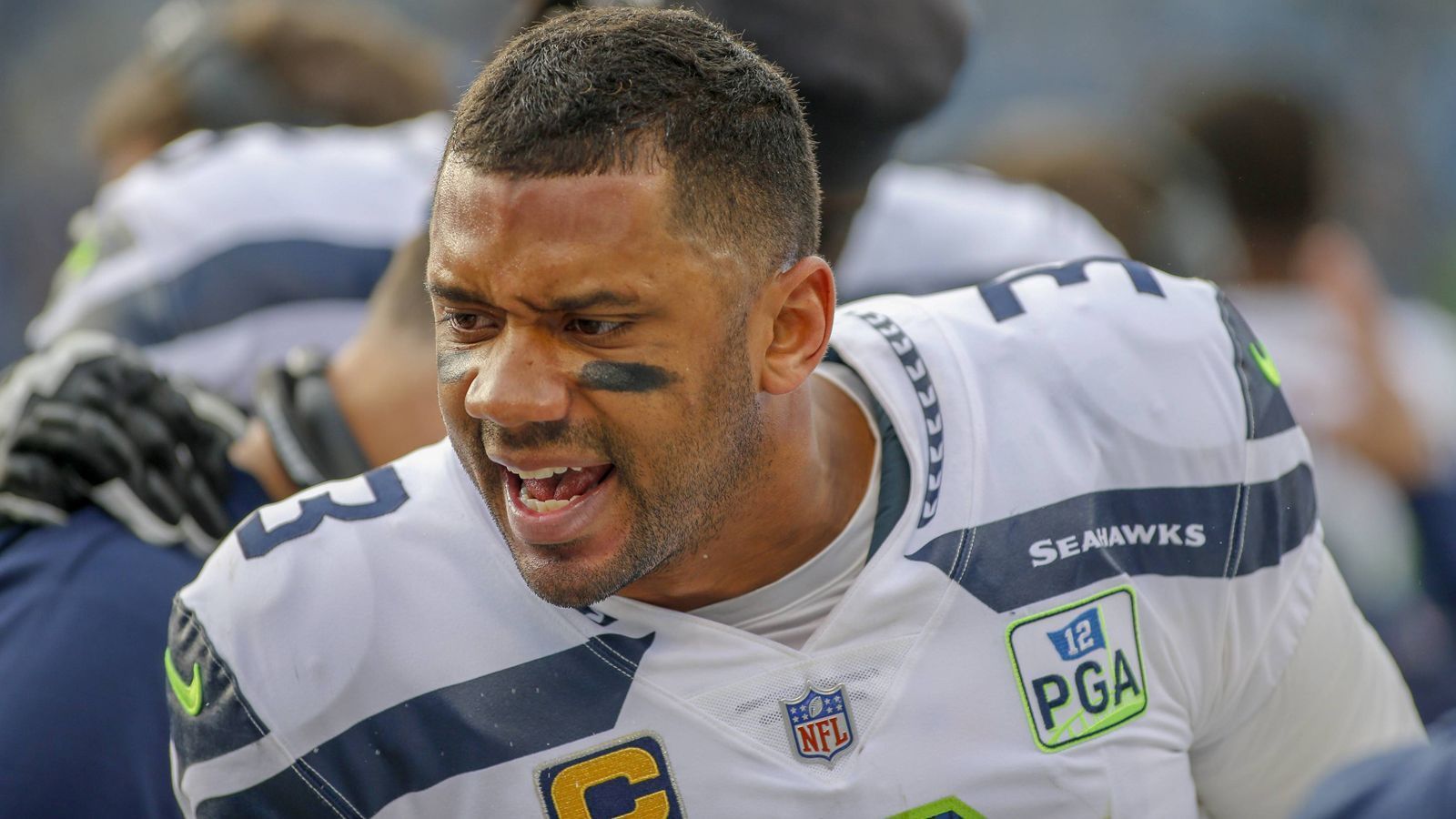 
                <strong>Platz 1: Russell Wilson</strong><br>
                Team: Seattle SeahawksPosition: QuarterbackGarantiertes Gehalt: 107,0 Millionen Dollar
              