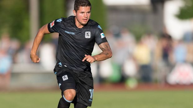 
                <strong>Marnon Busch</strong><br>
                Marnon Busch: Vielversprechendes Talent, der Rechtsverteidiger ist eine Leihgabe von Werder Bremen. Der 21-Jährige feierte vor zwei Jahren unter dem damaligen Trainer Robin Dutt sein Bundesliga-Debüt, rückte in der vergangenen Saison aber wieder ins zweite Glied zurück.
              