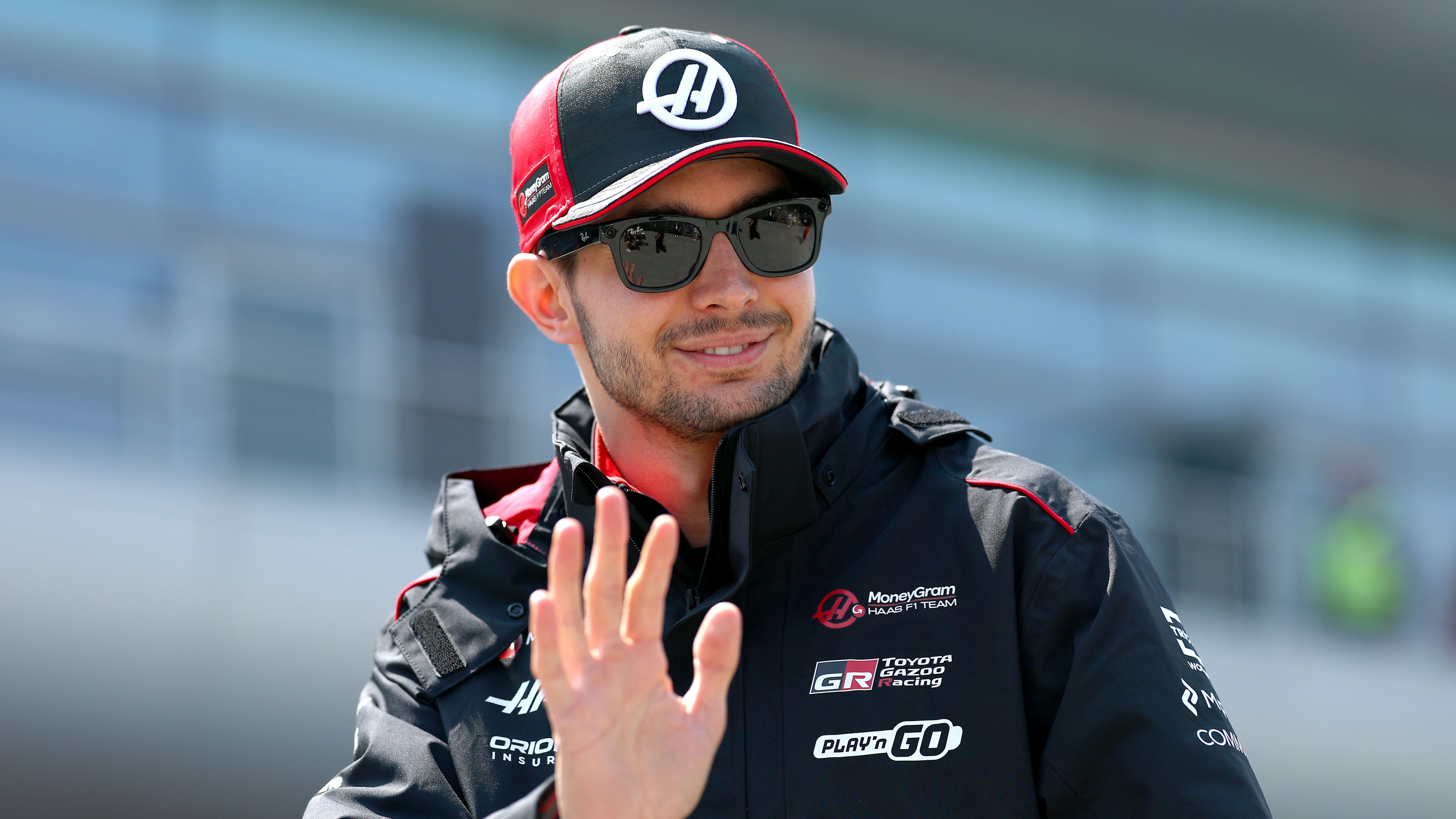<strong>Platz 10: Esteban Ocon (Haas) - Vorher: Platz 9 (-1)</strong><br>Auch Ocon darf eigentlich nicht fallen, aber es geht nicht anders. Sein erster Stint war quasi perfekt. Der Franzose holte aus den harten Reifen das Maximum raus. Während alle eine Zwei-Stopp-Strategie fuhren, führten seine Ein-Stopp-Strategie mit einem Stop in Runde 59 (!) zu einem tollen neunten Platz. Doch wir mussten leider andere Fahrer vor ihn setzen.