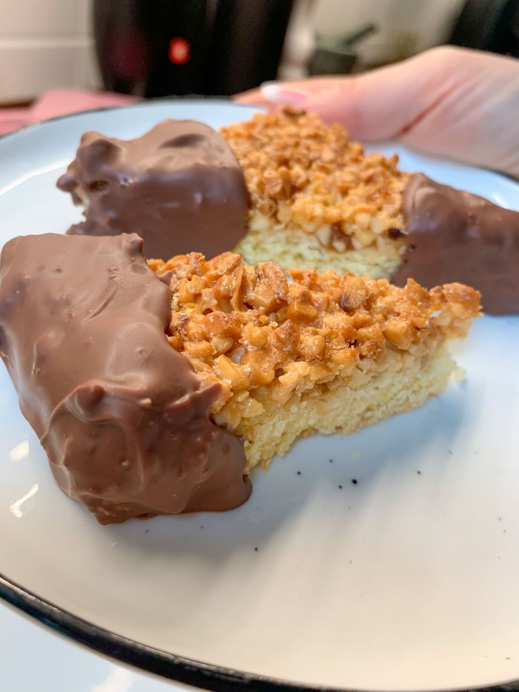 Klassische Nussecken wie vom Bäcker backen