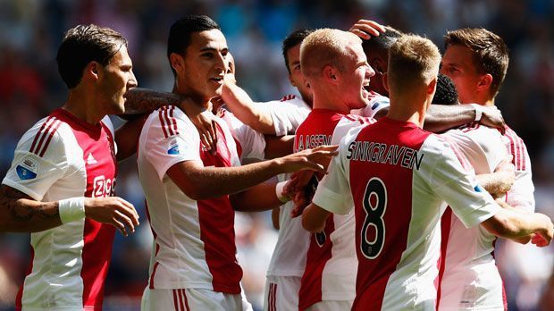 
                <strong>Ajax Amsterdam</strong><br>
                Platz 2: Ajax Amsterdam. 75 Profis spielten als Jungstars mindestens drei Jahre bei den Holländern, elf gehören zu Ajax' aktuellem Kader.
              