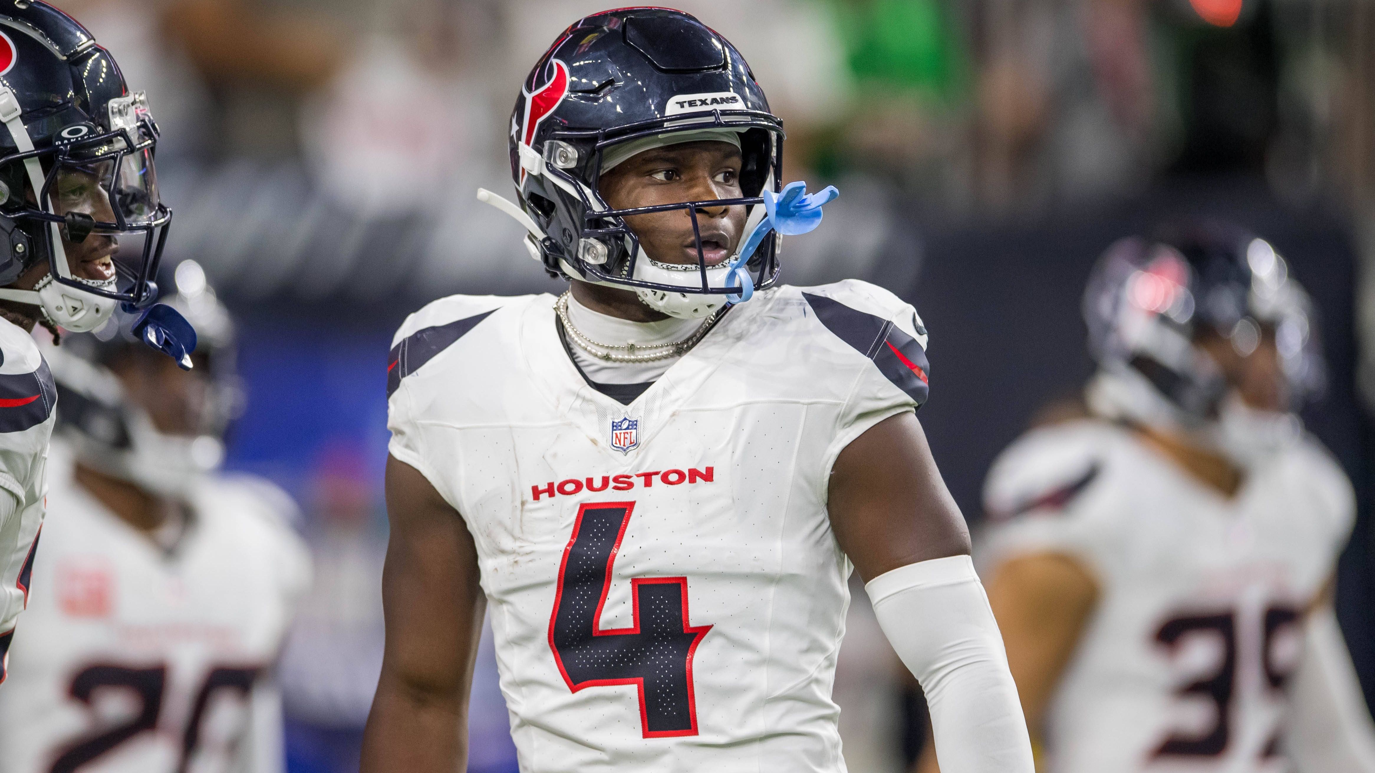 <strong>Kamari Lassiter (Houston Texans)</strong><br>Position: Cornerback<br>Award: Defensive Rookie of the Year<br>Quote: +2500