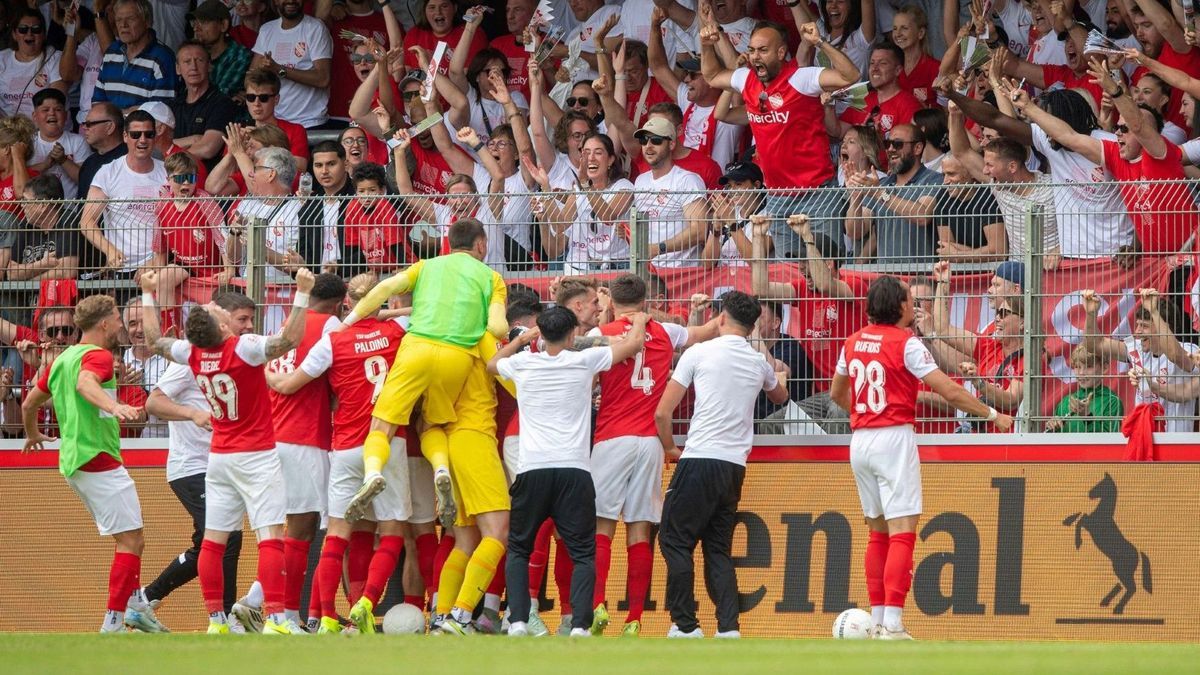 Der Jubel über das 1:0 in der Verlängerung