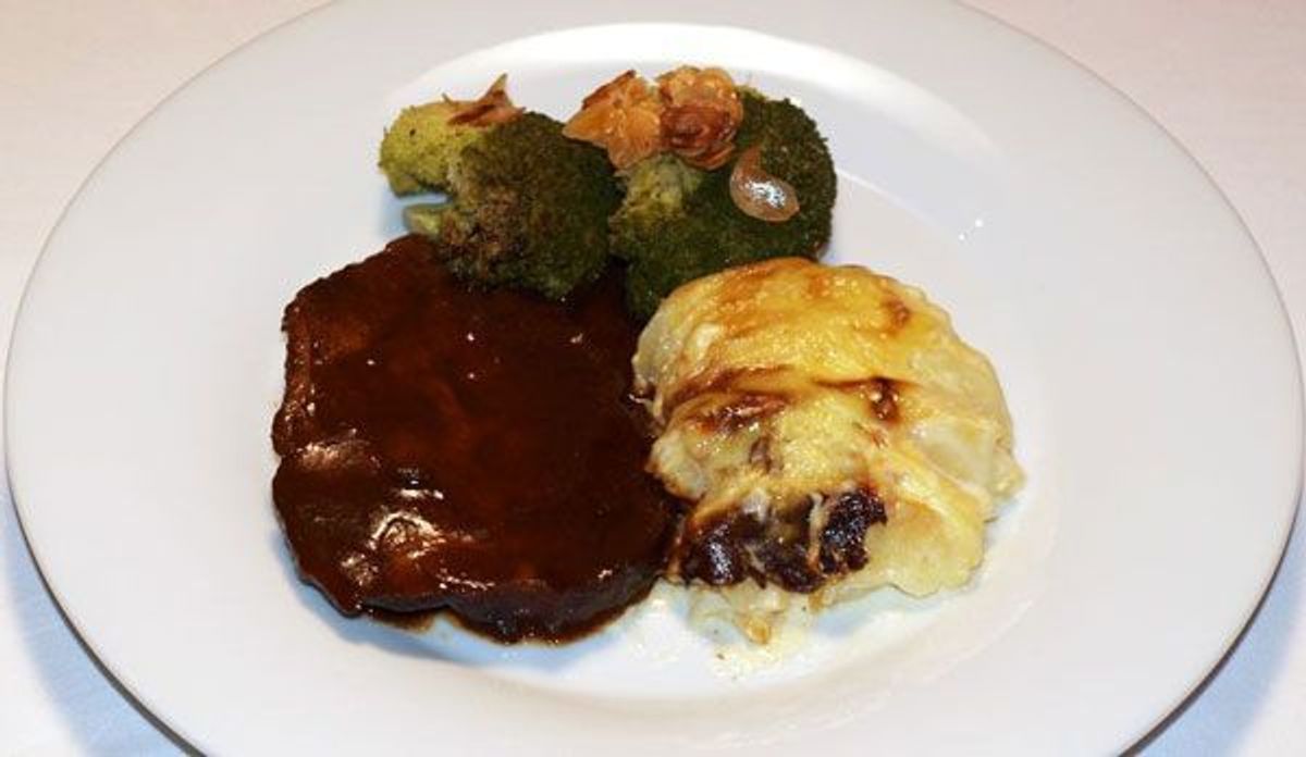 Schweinebraten mit Kartoffelgratin und Mandelbroccoli:600x348_kabel eins