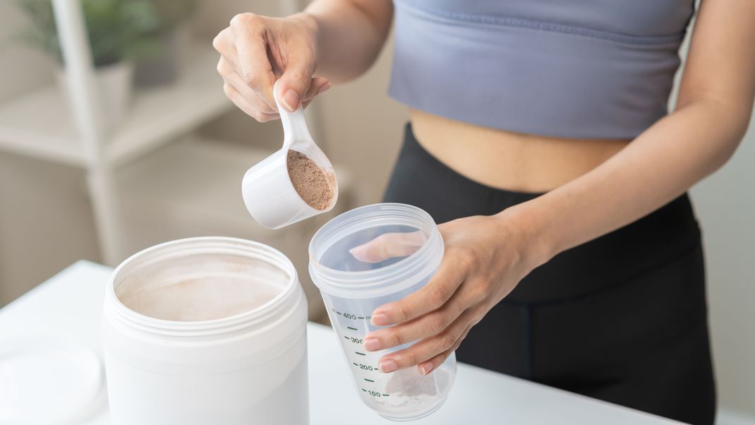 Proteinpulver sind Mischungen von Proteinen zur Verwendung als diätetisches Lebensmittel oder Nahrungsergänzungsmittel.