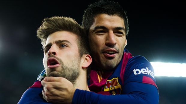 
                <strong>Luis Suarez</strong><br>
                Sturm: Luis Suarez (FC Barcelona). Für den Champions-League-Sieger knipst der Stürmer wie am Fließband. "Seine Ballannahme im Strafraum ist fantastisch", sagt Pique.
              