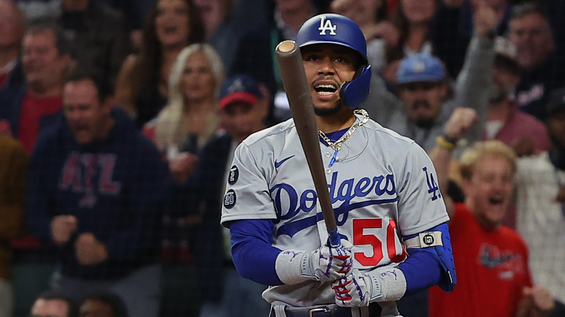
                <strong>Mookie Betts</strong><br>
                Team: Los Angeles Dodgers – MLB
              