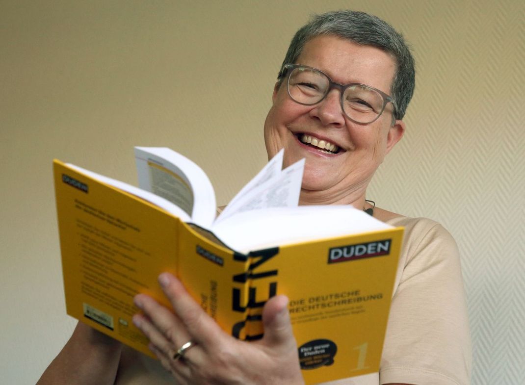 Dr. Kathrin Kunkel-Razum ist die Leiterin der Duden-Wörterbuch-Redaktion.