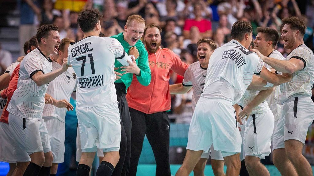 Les handballeurs remportent un quart de finale palpitant contre la France