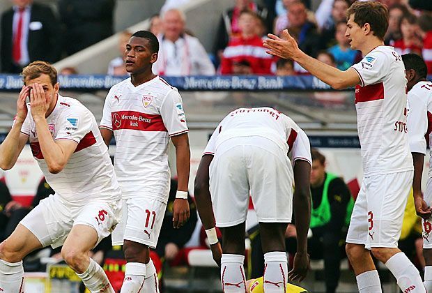 
                <strong>FLOP: VfB Stuttgart</strong><br>
                Der VfB Stuttgart kassiert nach einer 2:0-Führung die nächste Niederlage. Die Schwaben haben in der kompletten Saison bereits 28 Punkte nach eigener Führung liegen gelassen.
              