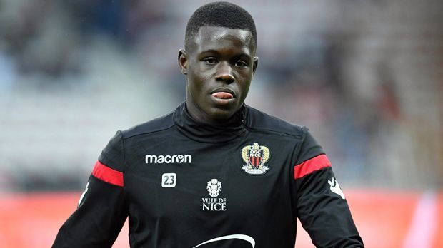 
                <strong>Malang Sarr</strong><br>
                Verein: OGC NizzaPosition: InnenverteidigerAlter: 18 JahreNationalität: Frankreich/Senegal
              