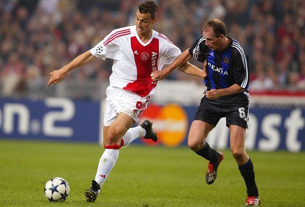 
                <strong>Ajax Amsterdam 2001 - 2004</strong><br>
                Mit Ajax scheidet Ibrahimovic in seiner letzten Saison bei den Niederländern bereits in der Gruppenphase aus. Dabei ist Ajax als Gruppenletzter sogar schlechter als der FC Brügge und Celta Vigo.
              