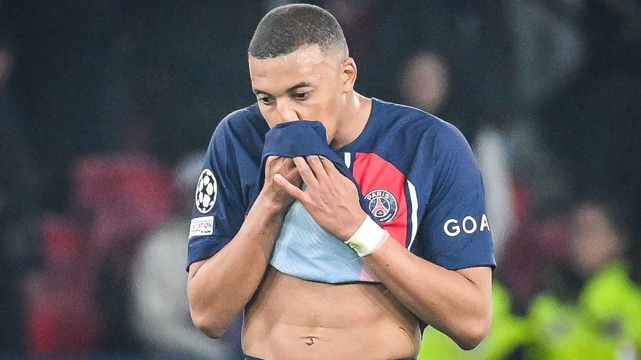 <strong>Daily Mail (England)</strong><br>Kylian Mbappés Karriere in Paris endet mit einer weiteren Enttäuschung: Mats Hummels' Kopfball bringt die Deutschen ins Finale.