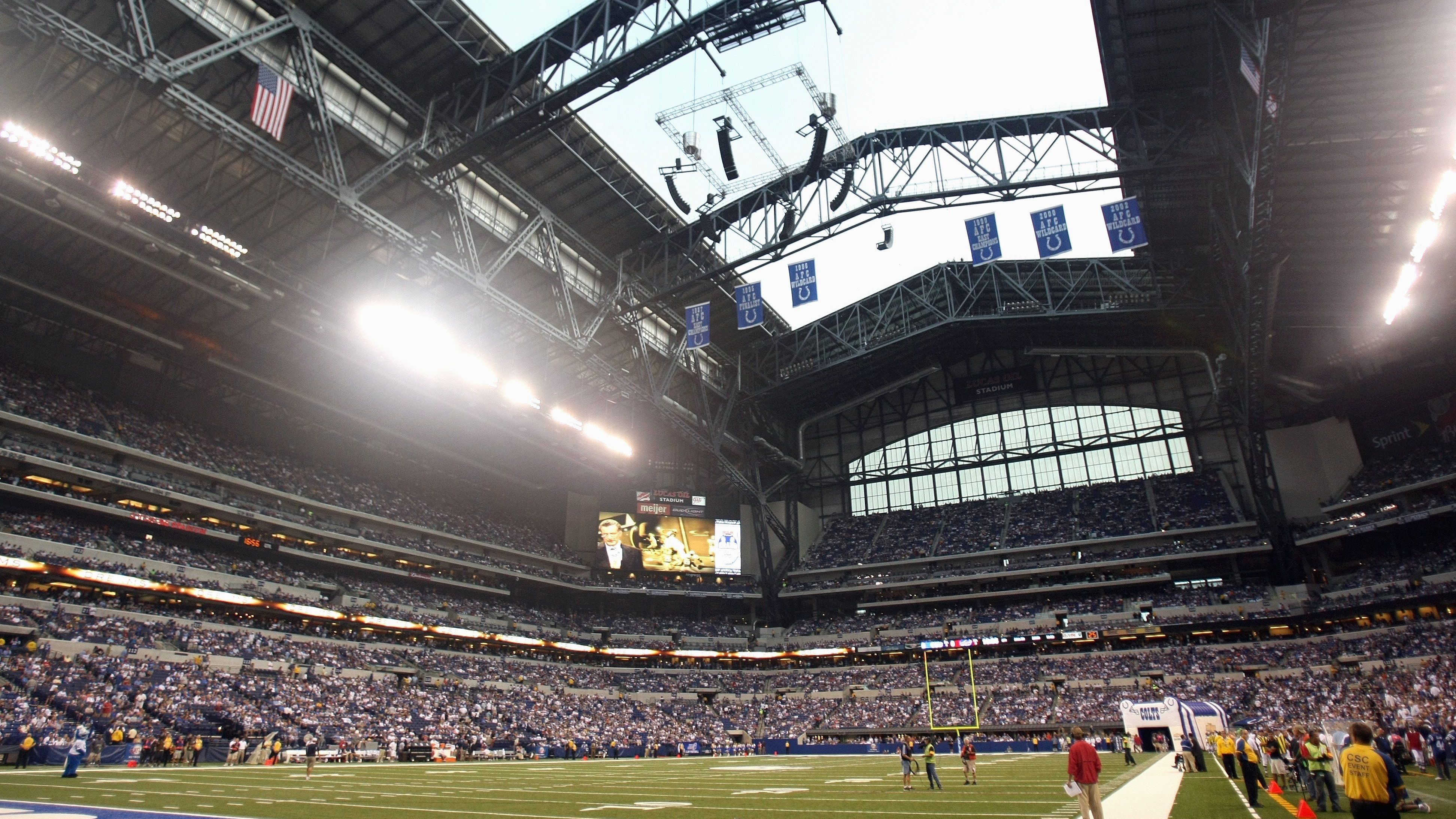 <strong>2. Platz: Lucas Oil Stadium – Indianapolis Colts</strong><br>Durchschnittliches Rating: 4.6