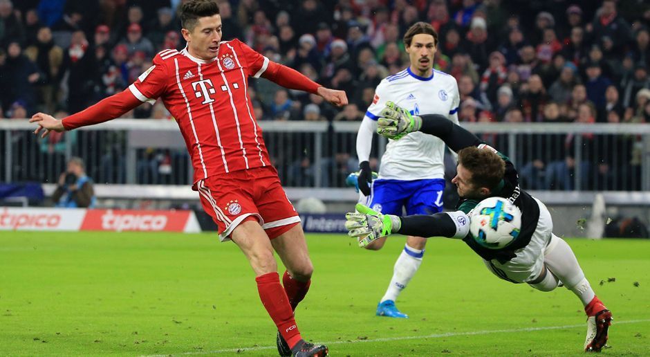 
                <strong>Robert Lewandowski</strong><br>
                Ist nach wenigen Minuten zur Stelle, beweist das richtige Näschen und staubt im Stile eines Mittelstürmers zum 1:0 ab. Auch sonst agil, mit ein paar gute Aktionen und Chancen. In den zweiten 45 Minuten lässt der Pole aber immer mehr nach, hängt oft in der Luft. ran-Note: 3
              