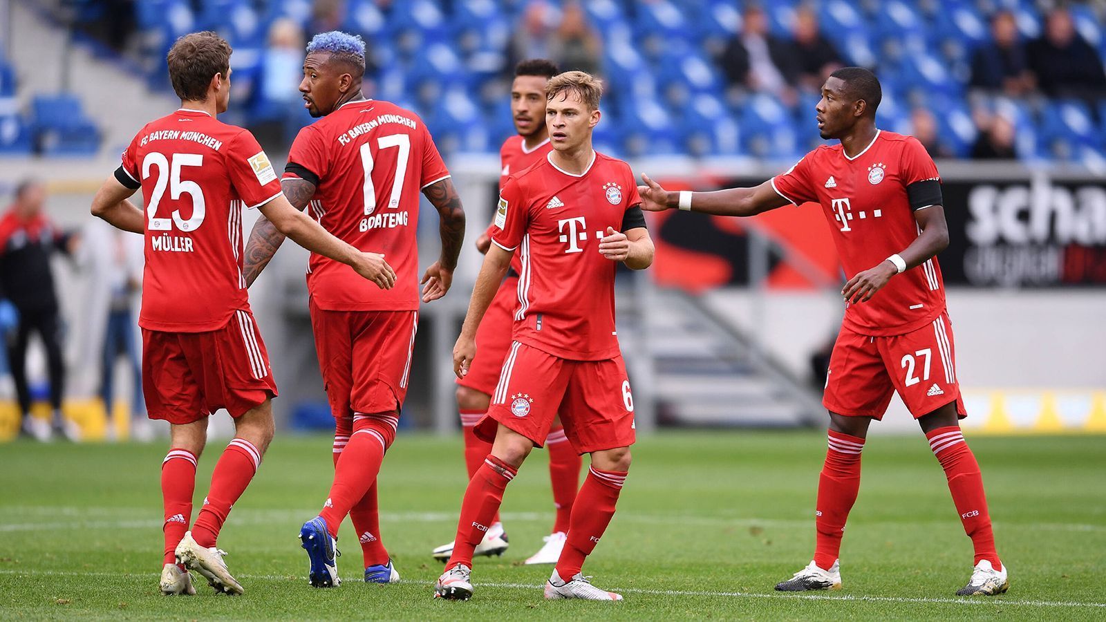 
                <strong>Platz 7: FC Bayern (Transferbilanz -15 Mio.)</strong><br>
                Die 1:4-Niederlage gegen die TSG Hoffenheim schmerzt, aber die Bayern haben spätestens jetzt gemerkt, dass es für diese Saison einen extrem breiten Kader braucht. Drei Wettbewerbe ohne Winterpause sind eine extreme Belastung. Hansi Flick würde weitere Verstärkungen begrüßen. Ein Backup für Robert Lewandowski und auch Thomas Müller ist notwendig. Auch die Außenverteidiger brauchen mehr Konkurrenz und potenziellen Ersatz im Rücken. Die Bayern suchen, sind aber noch nicht fündig geworden. Es wird sich wohl noch etwas tun.
              