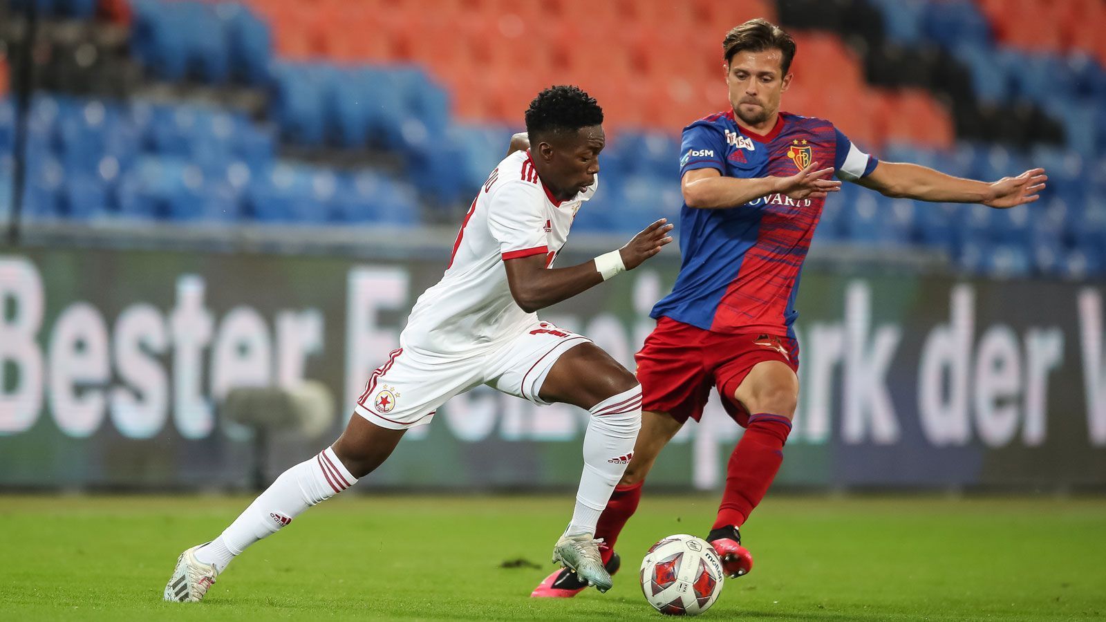 
                <strong>Mittelfeld: Valentin Stocker (FC Basel)</strong><br>
                Beim Schweizer bedienen wir uns an seinem Vornamen. Der klassische Mr. Valentin(e).
              