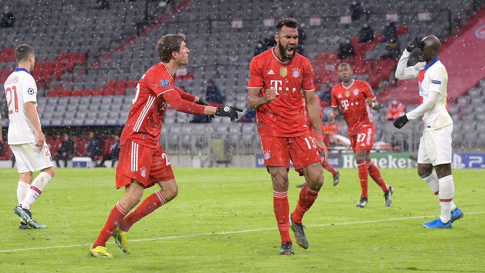 
                <strong>Eric Maxim Choupo-Moting</strong><br>
                Hat die erste Chance des Spiels, trifft per Hinterkopf aber nur die Latte. Auch später aus kurzer Distanz unglücklich, ehe er in der 37. Minute per Kopf trifft. Ist danach nicht mehr so präsent und bei seinen wenigen Aktionen nicht zwingend genug. ran-Note: 4
              