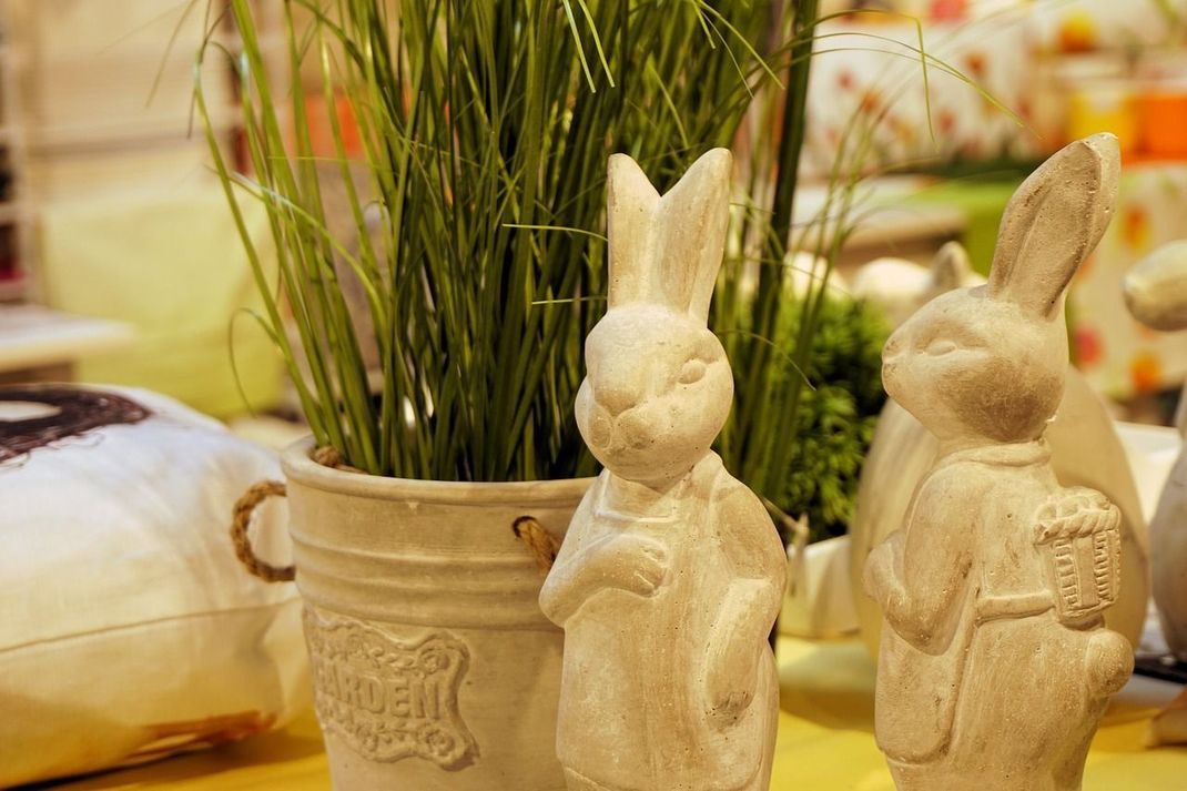 Die Osterdeko 2016 sollte nicht zu bunt ausfallen. Setzen Sie lieber auf Grün- und Weiß-Töne