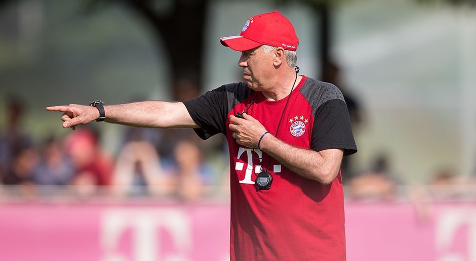 
                <strong>Ancelotti</strong><br>
                Auch während des Trainings ging der Coach immer wieder auf Kleinigkeiten ein, redete auf seine Spieler ein und erklärte, was jeder einzelne Kicker verbessern kann.
              