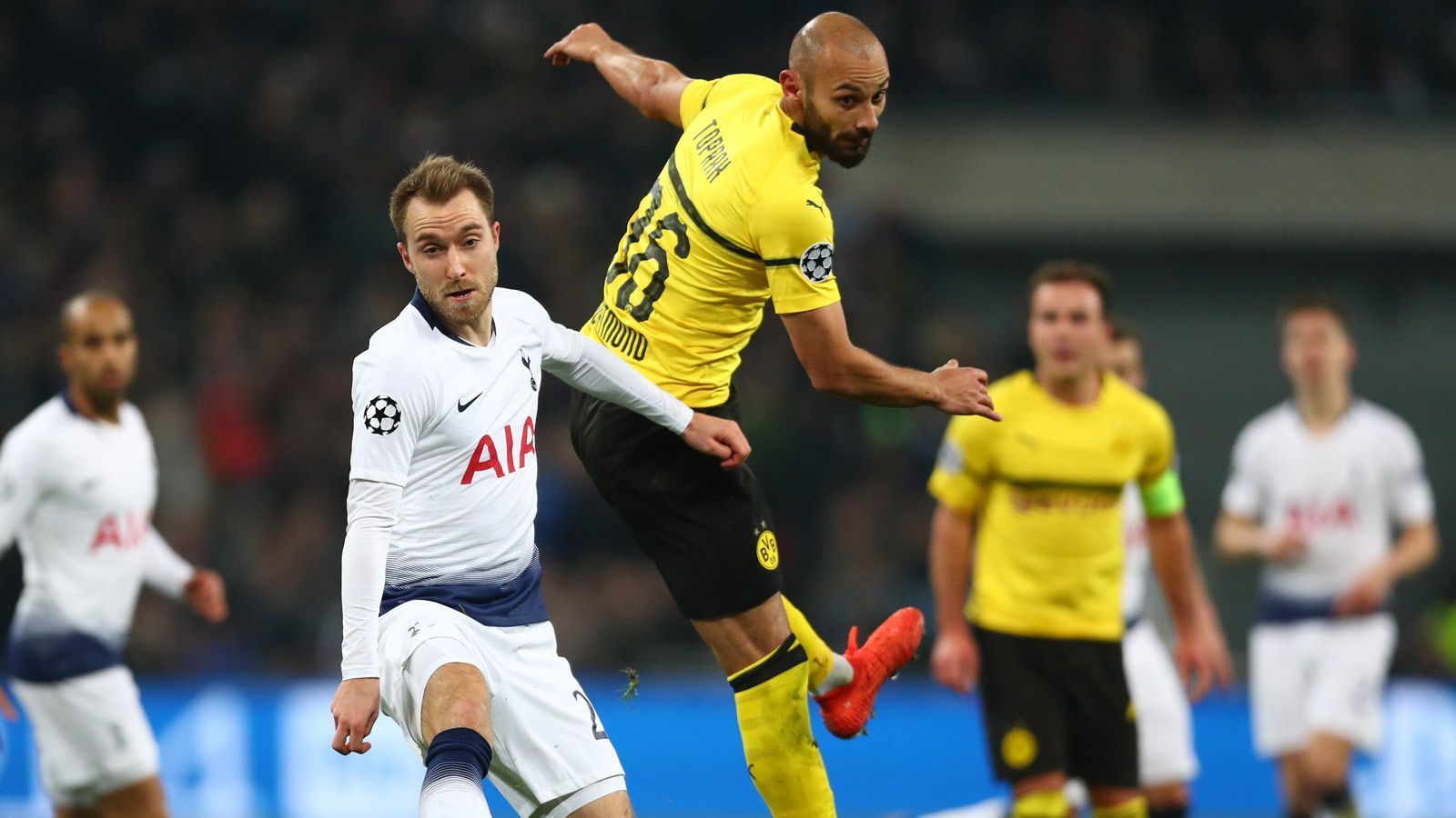 
                <strong>Ömer Toprak</strong><br>
                In der Innenverteidigung meist auf der Höhe und kompromisslos. Auch er sorgt dafür, dass die Spurs in den ersten 45 Minuten nicht viel zustande bekommen. Bekommt nach dem Wechsel deutlich mehr zu tun, aber auch da oft zur Stelle. ran-Note: 3
              