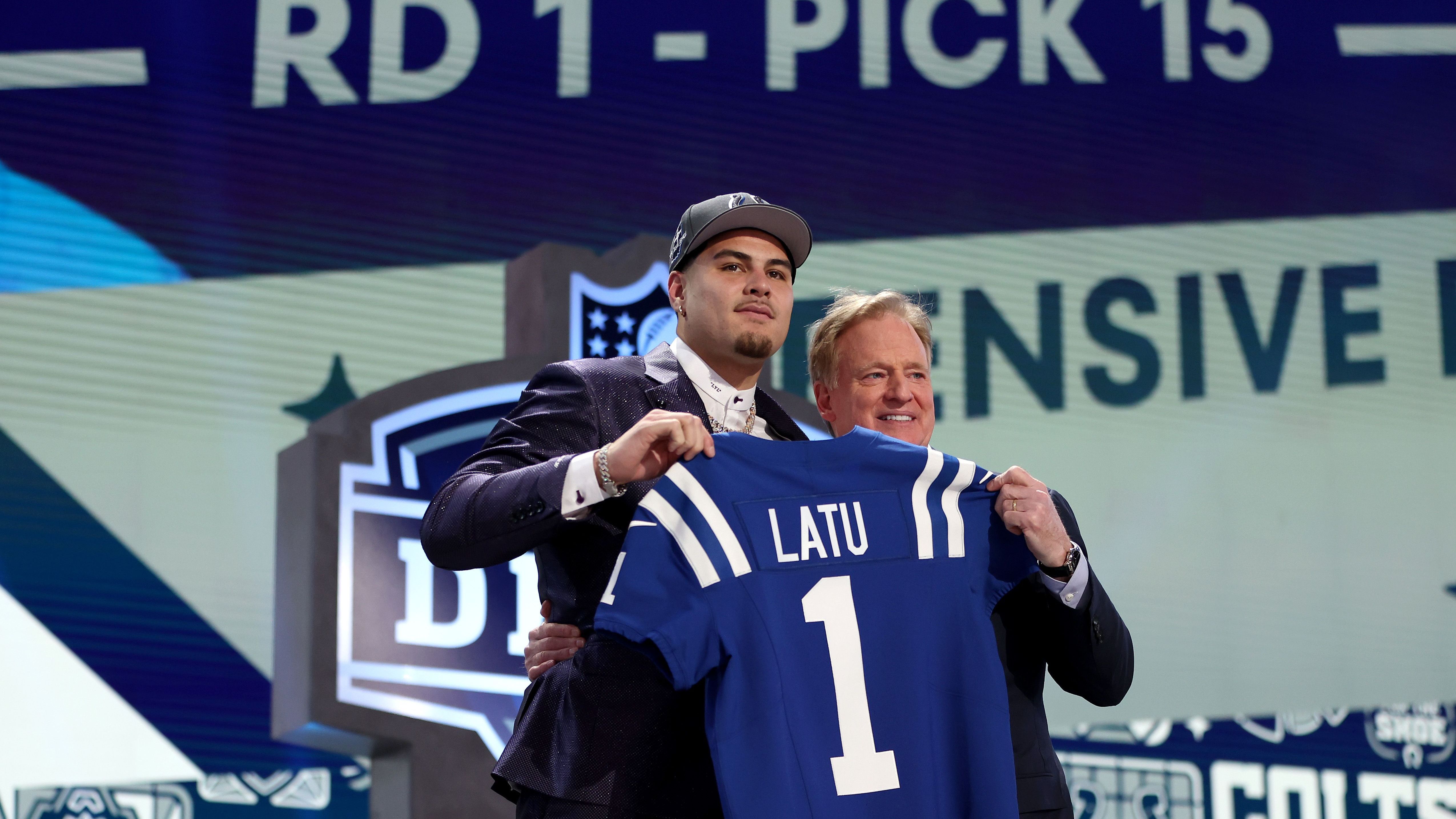 <strong>Platz 2: Laiatu Latu (Indianapolis Colts)</strong><br>- Position: Edge<br>- Draft Pick: Runde 1, Pick 15<br>- Gewinn bei einem Einsatz von 100 Dollar: 650 Dollar