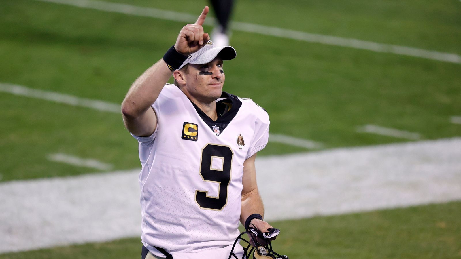 
                <strong>9. Drew Brees (New Orleans Saints)</strong><br>
                Total Cash: 25.000.000 Dollar -Vertragslaufzeit: 2022 -Position: Quarterback -Alter: 41
              