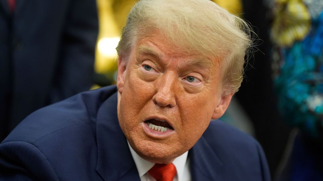 Nach Trumps Warnung an Chamenei: Iranischer Kleriker nennt Konsequenzen für Angriffe auf islamische Führer.
