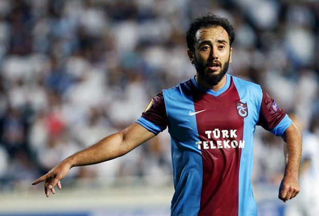 
                <strong>Trabzonspor</strong><br>
                Der sechsmalige türkische Meister wird in Gruppe J mit 14 Punkten Gruppensieger vor Lazio Rom (12)
              