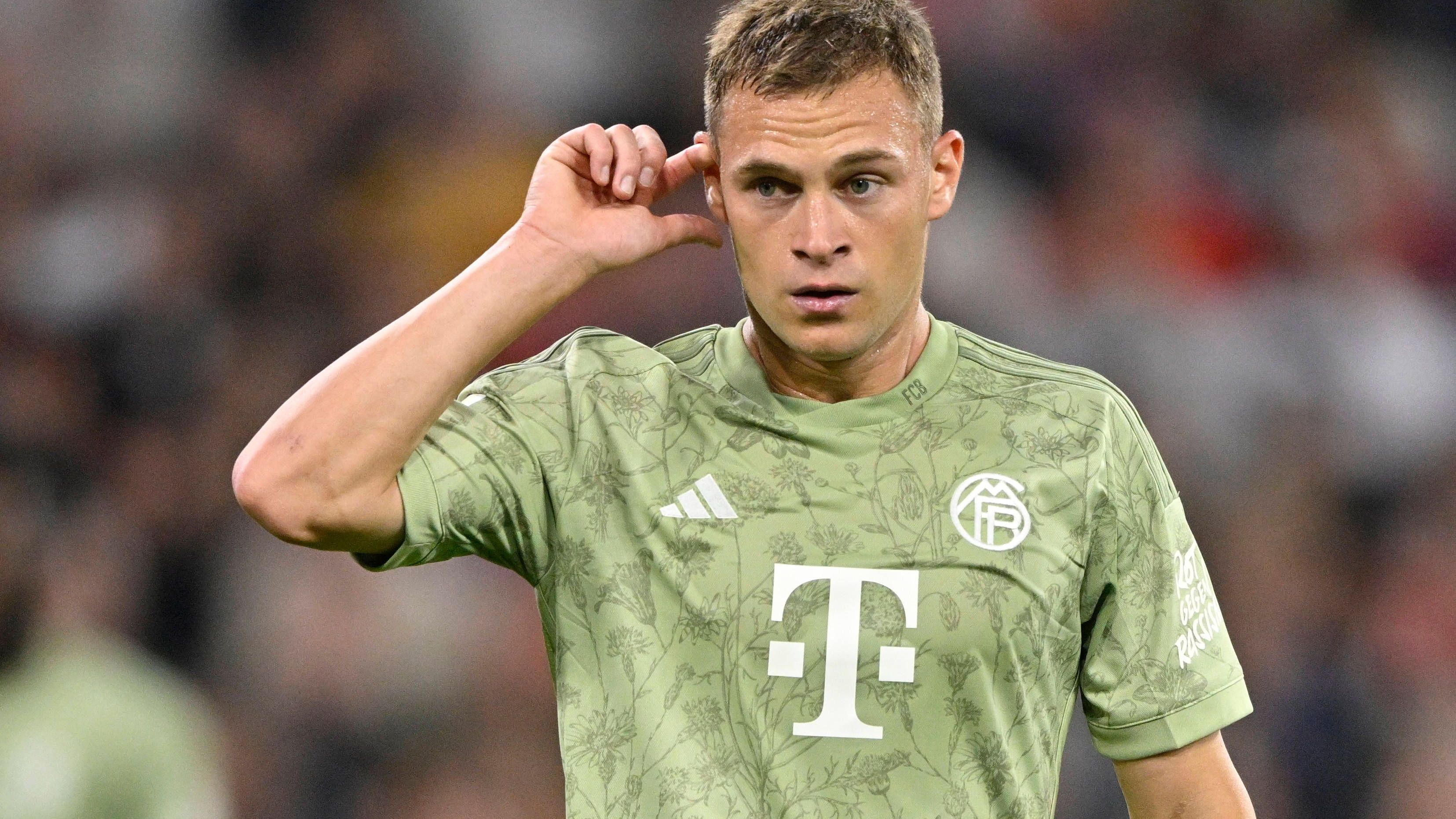 <strong>Joshua Kimmich (FC Bayern München)</strong><br>"Am Ende des Tages ist so das Geschäft: Wenig Liebe, wenig Herz."<br><em>Das sagte der Mittelfeldspieler&nbsp;nach der Beurlaubung des ehemaligen Bayern-Trainers Julian Nagelsmann.</em>