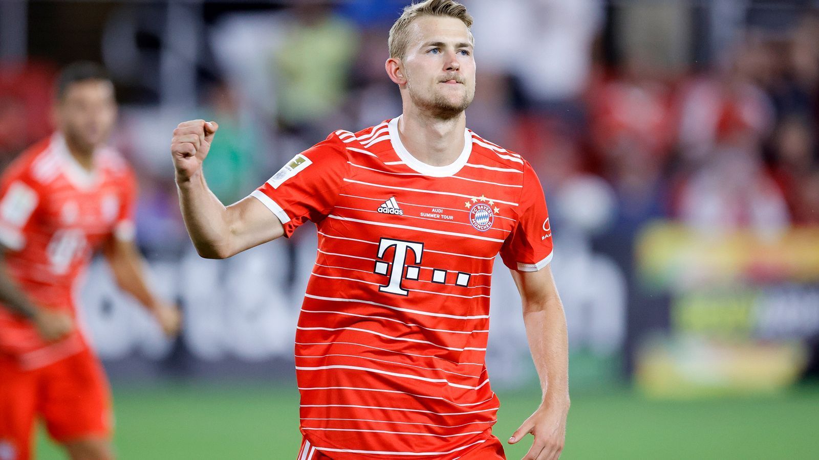 <strong>Platz 9: Matthijs de Ligt</strong><br>
                • Von: Juventus Turin<br>• Zu: FC Bayern München<br>• Ablöse: 67 Millionen Euro<br>• Jahr: 2022
