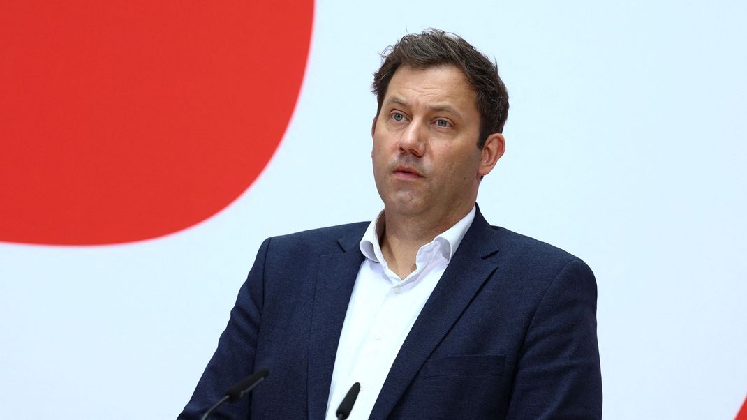 SPD-Chef Lars Klingbeil zeigt sich fassungslos über den neuen Ampel-Streit.