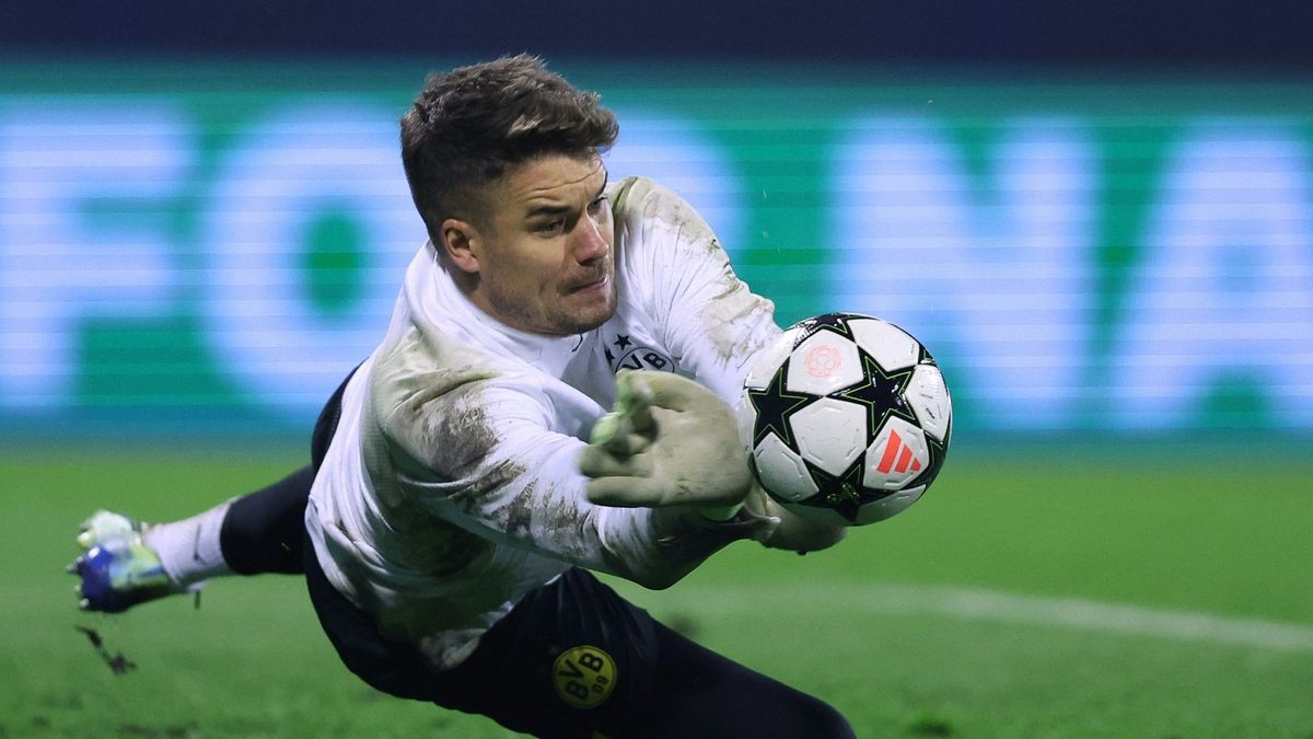 Alexander Meyer bleibt beim BVB