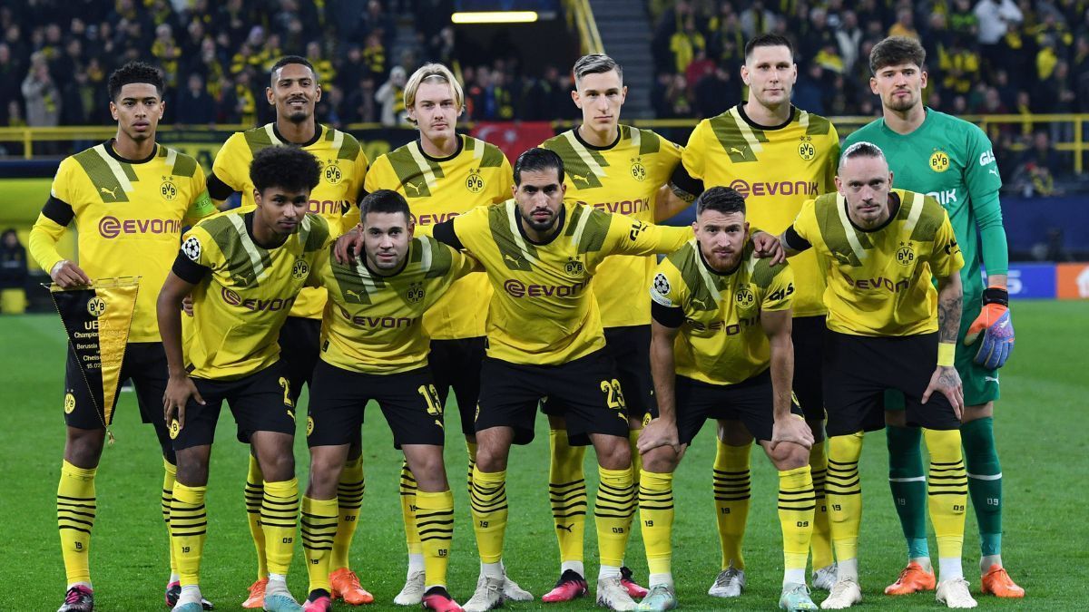 
                <strong>13. Platz: Borussia Dortmund - 121 Millionen Euro</strong><br>
                Der BVB ordnet sich auf Platz 13 dieses Spieler-Gehälter-Ranking ein. Topverdiener beim BVB ist Mittelstürmer Sebastien Haller. 
              