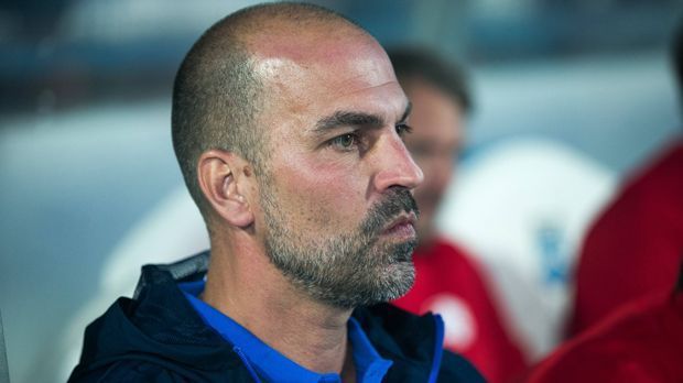 
                <strong>FC Luzern</strong><br>
                Ein Blick sagt mehr als tausend Worte! Markus Babbel und sein FC Luzern flogen schon in der 2. Qualifikationsrunde zur Europa League raus. Grundstein des späteren Scheiterns war eine 0:2-Auswärtspleite im Hinspiel bei NK Osijek. Ein 2:1-Erfolg im Rückspiel reichte den Schweizern mit dem deutschen Trainer nicht mehr, um doch noch weiterzukommen. Besonders bitter: Bis zur 72. Minuten führte Luzern im Rückspiel mit 2:0 und war auf Kurs in Richtung Verlängerung. Doch dann schlug Osijeks Muzafer Ejupi zu und verpasste den Schweizern durch sein Tor den entscheidenden Nackenschlag. 
              