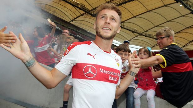 
                <strong>Alexandru Maxim (VfB Stuttgart)</strong><br>
                Alexandru Maxim (VfB Stuttgart): Ebenfalls Neuland betritt der Rumäne mit der 2. Bundesliga. Der Nationalspieler, der den Sprung in den EM-Kader überraschend nicht schaffte, soll beim Wiederaufbau der Stuttgarter den Takt im Mittelfeld angeben.
              