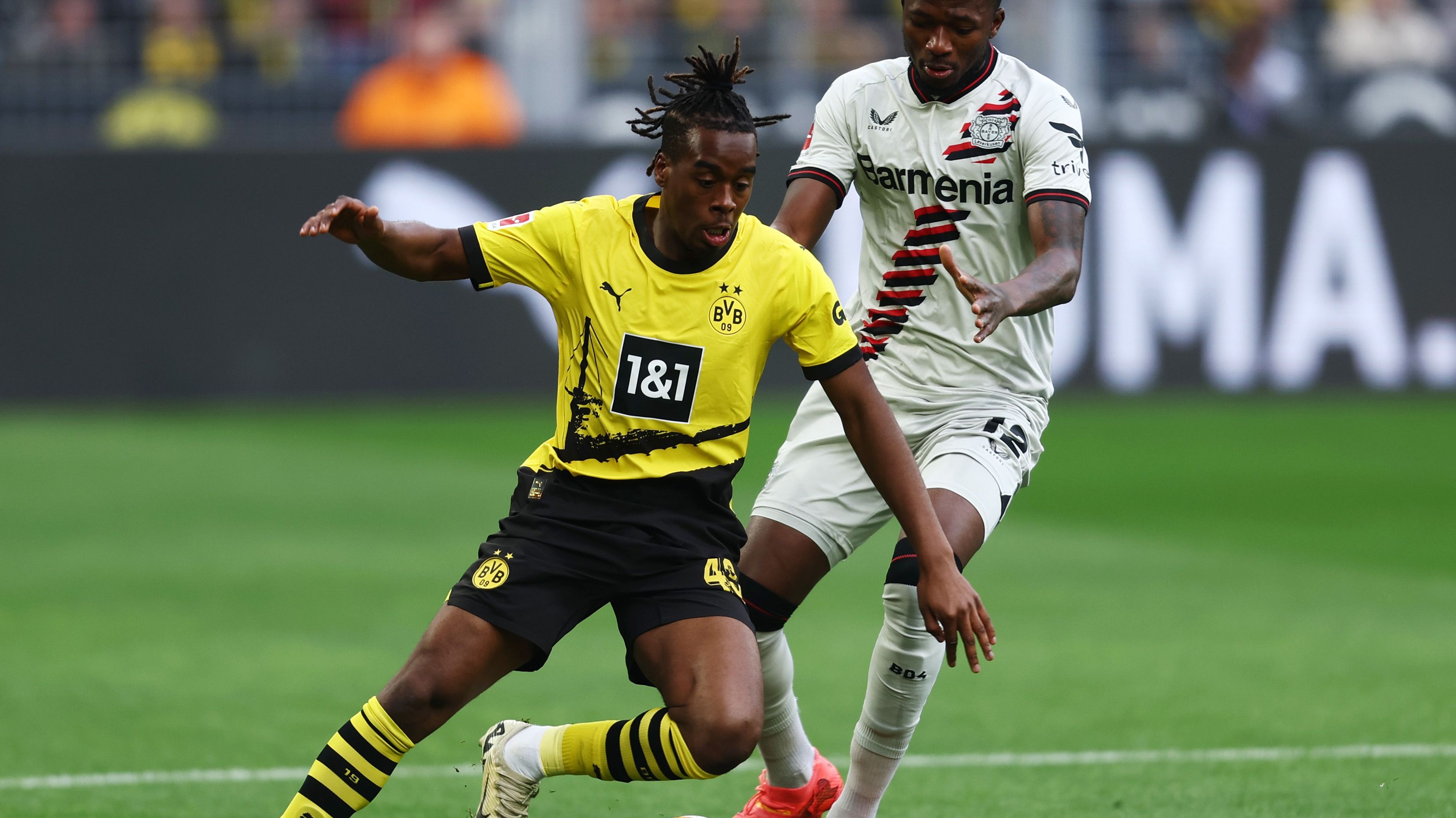 <strong>Jamie Bynoe-Gittens  (Borussia Dortmund)</strong><br>Rückt für den gesperrten Adeyemi in die Startelf. Soll Tempo in das Angriffsspiel der Gastgeber bringen, was ihm aber nur sehr selten gelingt. Bleibt stattdessen oft hängen und ohne Wirkung. In der 83. Minute wird er runtergenommen. <strong><em>ran</em>-Note: 4</strong>