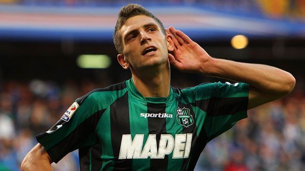 
                <strong>Platz 4: Domenico Berardi</strong><br>
                Platz 4: Domenico Berardi mit einem Wert von 30,6 Millionen Euro. Auf Rechtsaußen ist der 20 Jahre alte Italiener mir seinem starken linken Fuß zuhause. Sassuolo kaufte Berardi nach einer Saison auf Leihbasis in diesem Sommer von Juventus Turin, nachdem der Offensivmann 35 Spiele für Sassuolo machte.
              