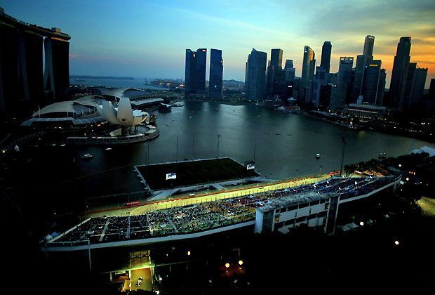 
                <strong>Imposante Kulisse</strong><br>
                Das Nachtrennen in Singapur gehört zu den Highlights der langen Formel-1-Saison
              