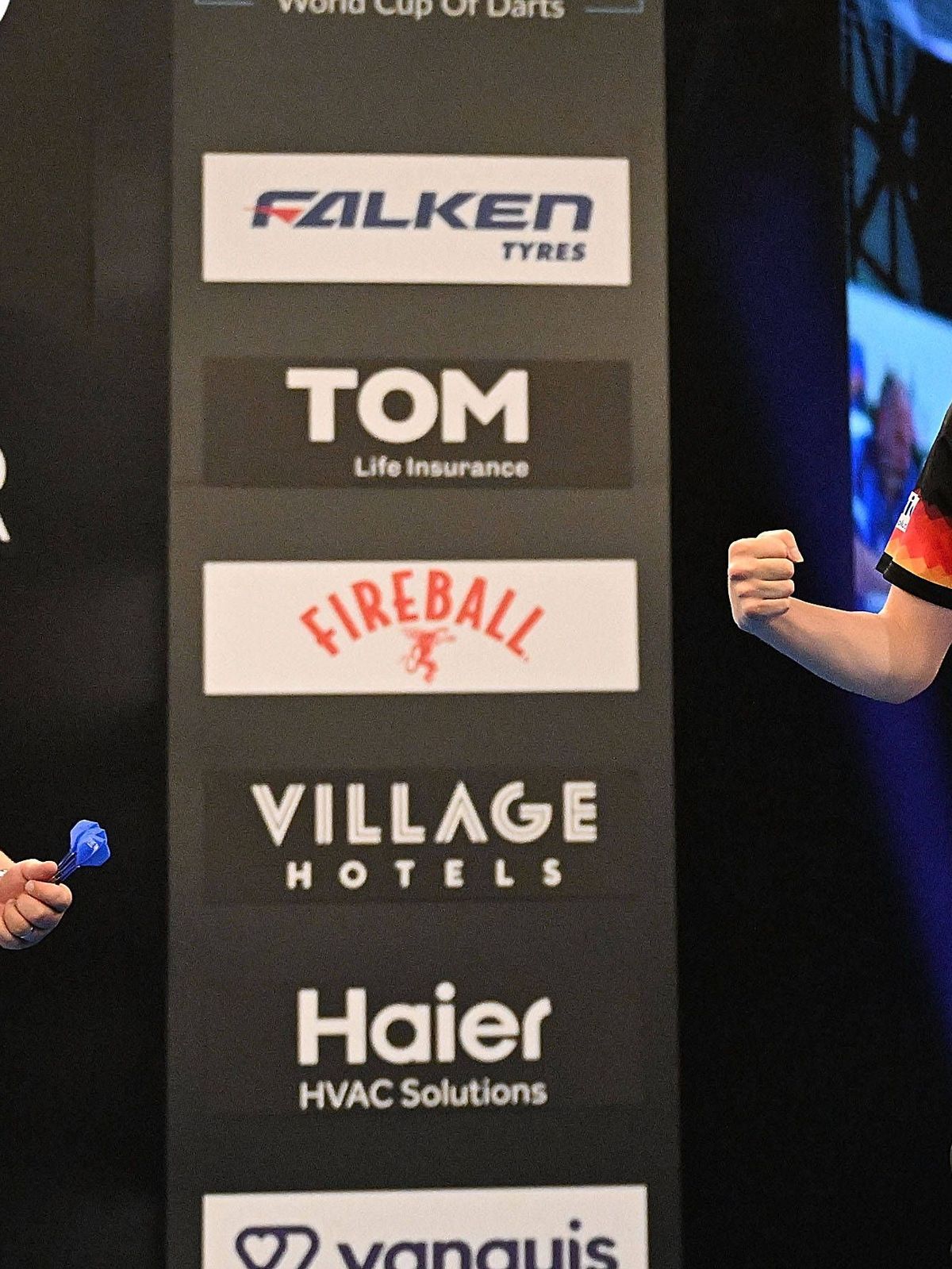 13.06.2025, xhbx, Dart World Cup of Darts 2025, v.l. Martin Schindler (Deutschland), Ricardo Pietreczko (Deutschland) jubeln jubelt nach Spielende. (DFL DFB REGULATIONS PROHIBIT ANY USE OF PHOTOGRA...