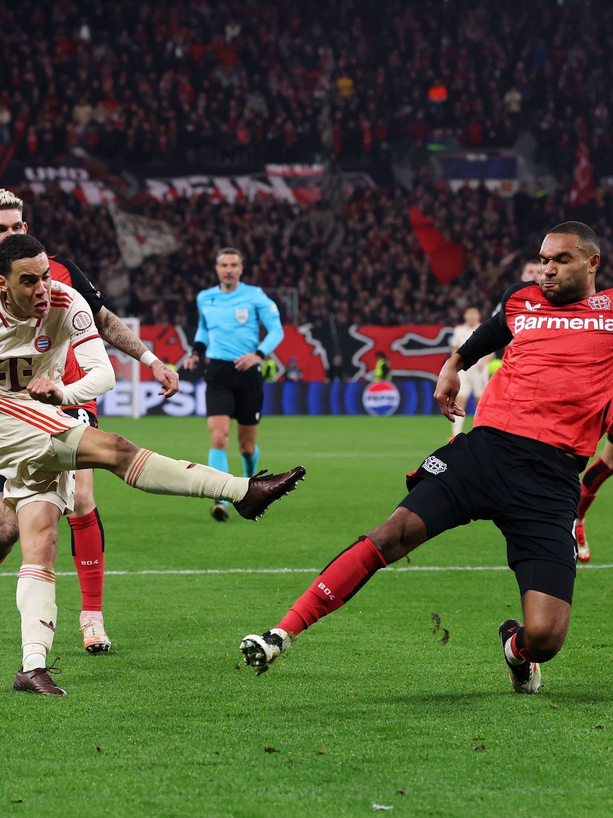 Bayer 04 Leverkusen v FC Bayern München - UEFA Champions League 2024/25 Round of 16 Second Leg