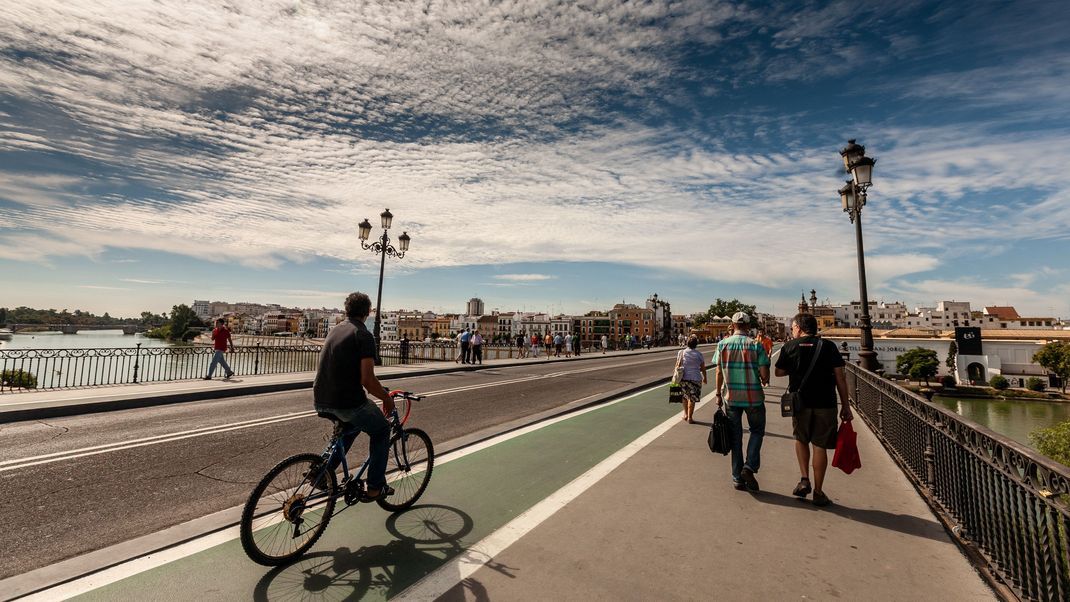 Radfahren unter der Sonne Sevillas - was für ein Traum.