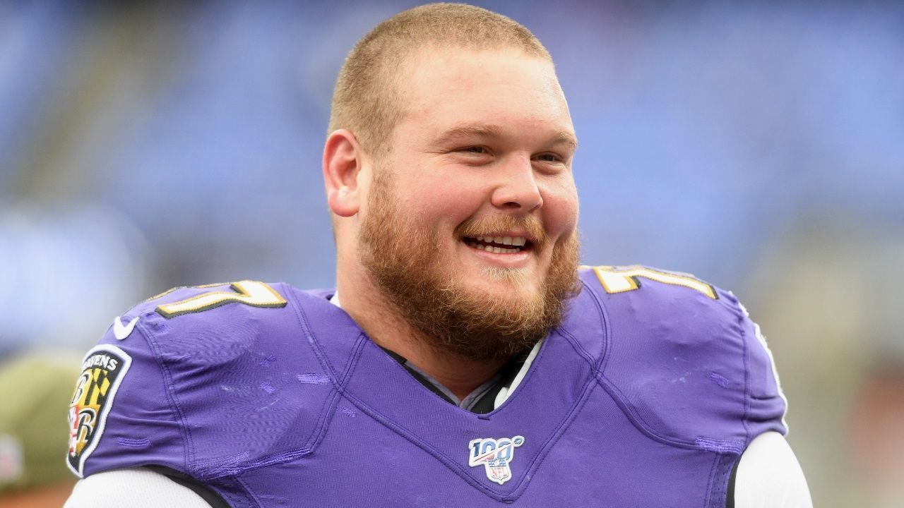 
                <strong>Platz 5: Bradley Bozeman (Center, Baltimore Ravens) </strong><br>
                Grundgehalt: 570.000 Dollar Performance Based Pay: 403.685 DollarVeteran Pool: 209.495 DollarPrämien insgesamt: 613.180 DollarDraft: Runde 6
              