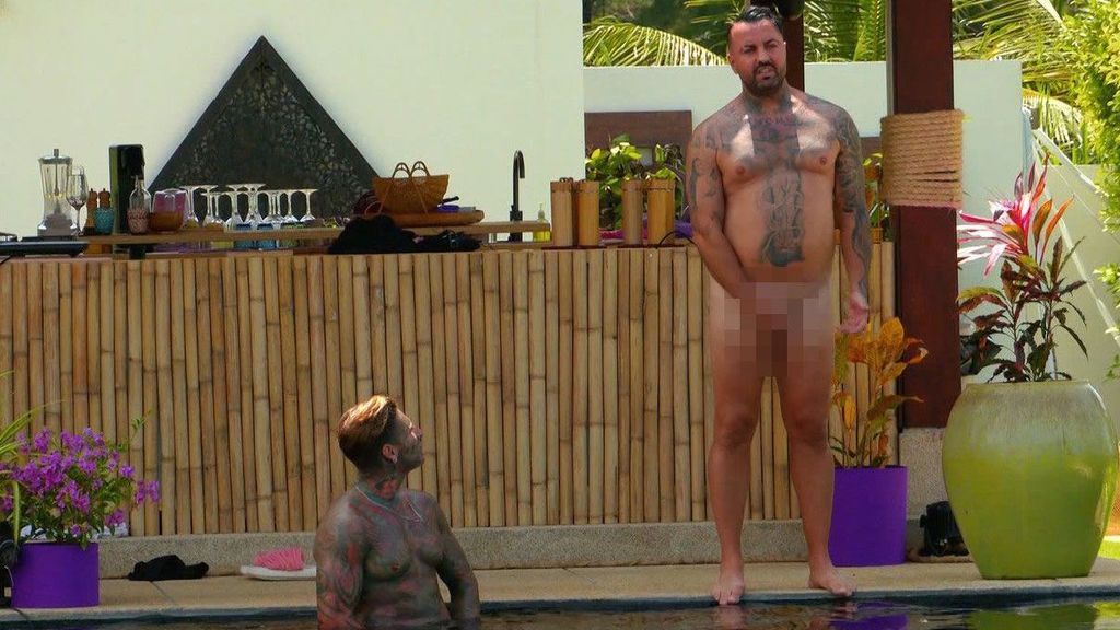 Nackte Haut bei "Promis unter Palmen": Nikola Glumac und Cosimo Citiolo ziehen blank