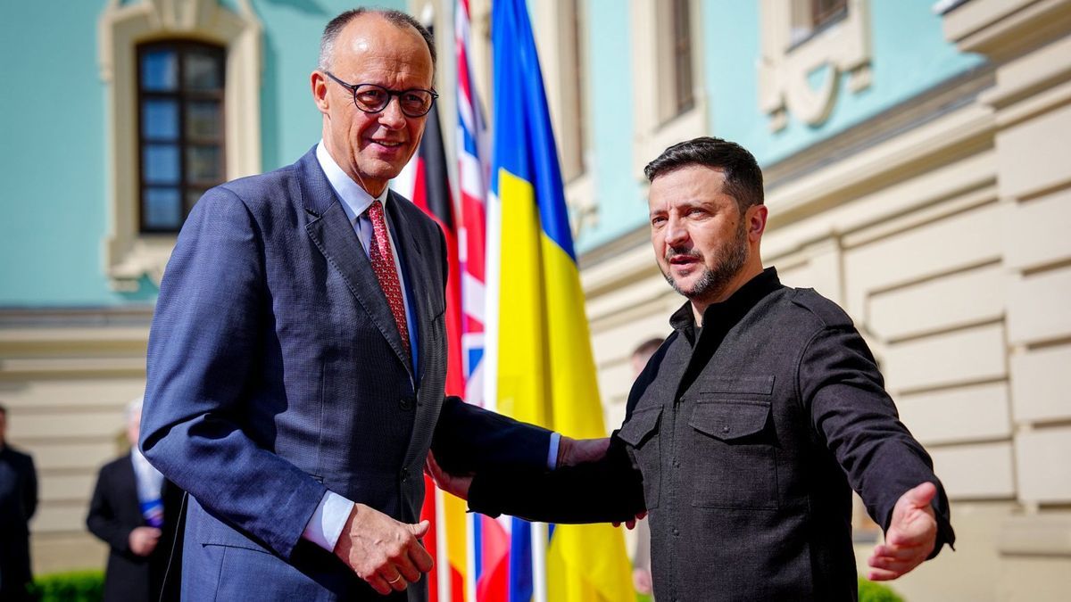 Militärexperte Musala vermutet hinter Merz' Verschwiegenheits-Anordnung bei Waffenlieferungen an die Ukraine ein innenpolitisches Motiv. 