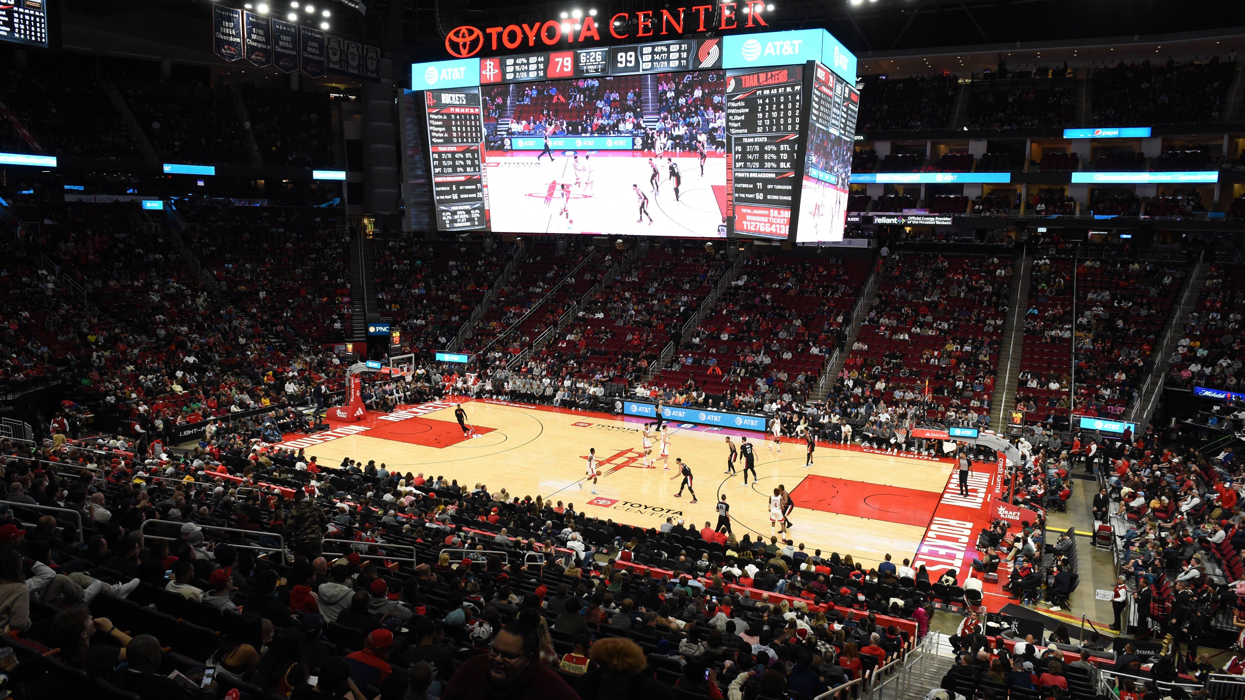 <strong>Toyota Center<br></strong>Team: Houston Rockets<br>Plätze: 18.104<br>Eröffnung: 2003<br>Kosten: 235 Mio. $