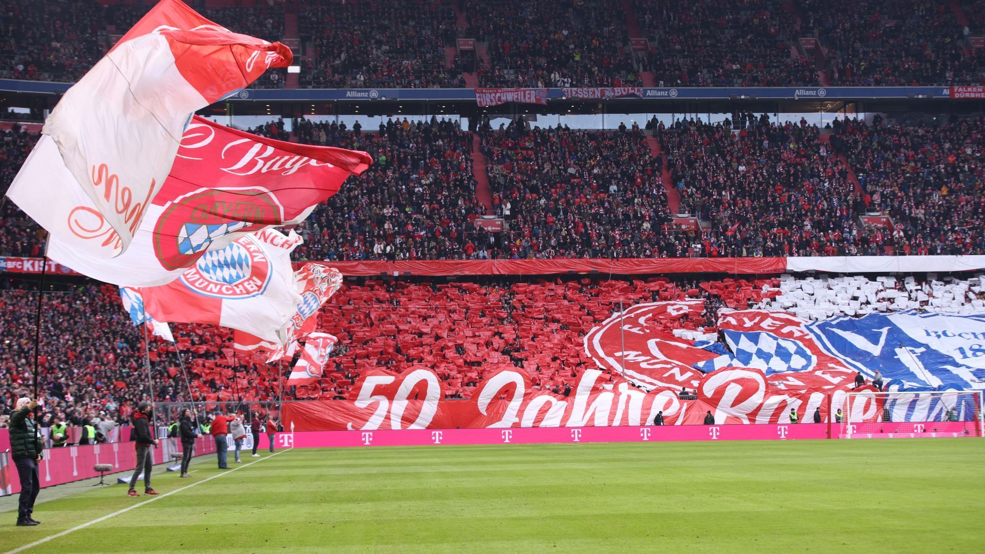 
                <strong>FC Bayern - Vereinsmitglieder</strong><br>
                
              