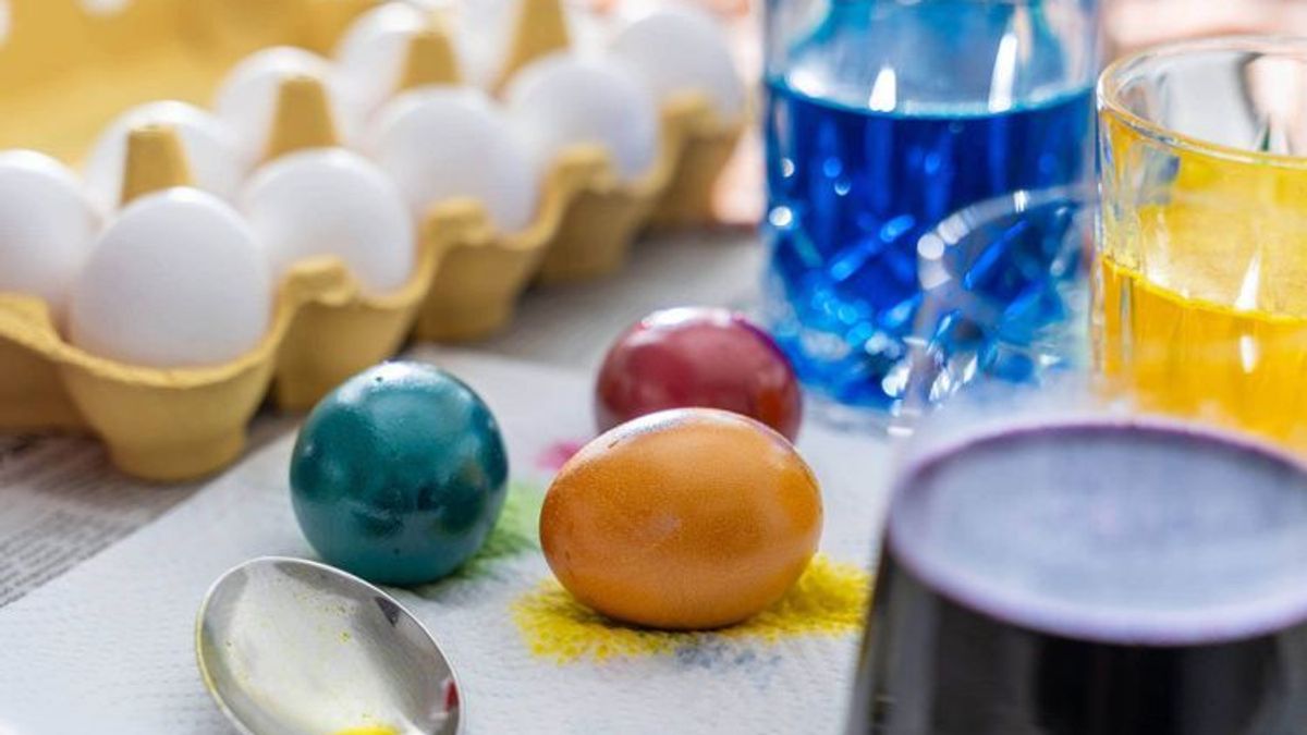 Ostereier natürlich färben: Anleitung & Materialien