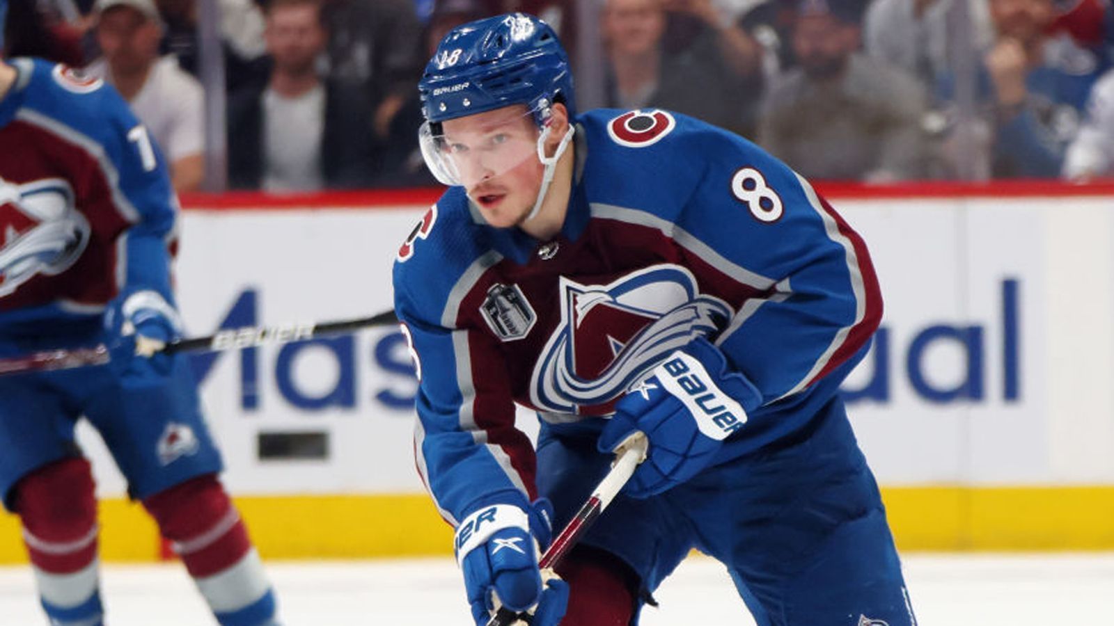 
                <strong>Platz 4: Cale Makar (Colorado Avalanche)</strong><br>
                Jahresverdienst in der Saison 2021/22: 9.000.000 Millionen US-Dollar
              